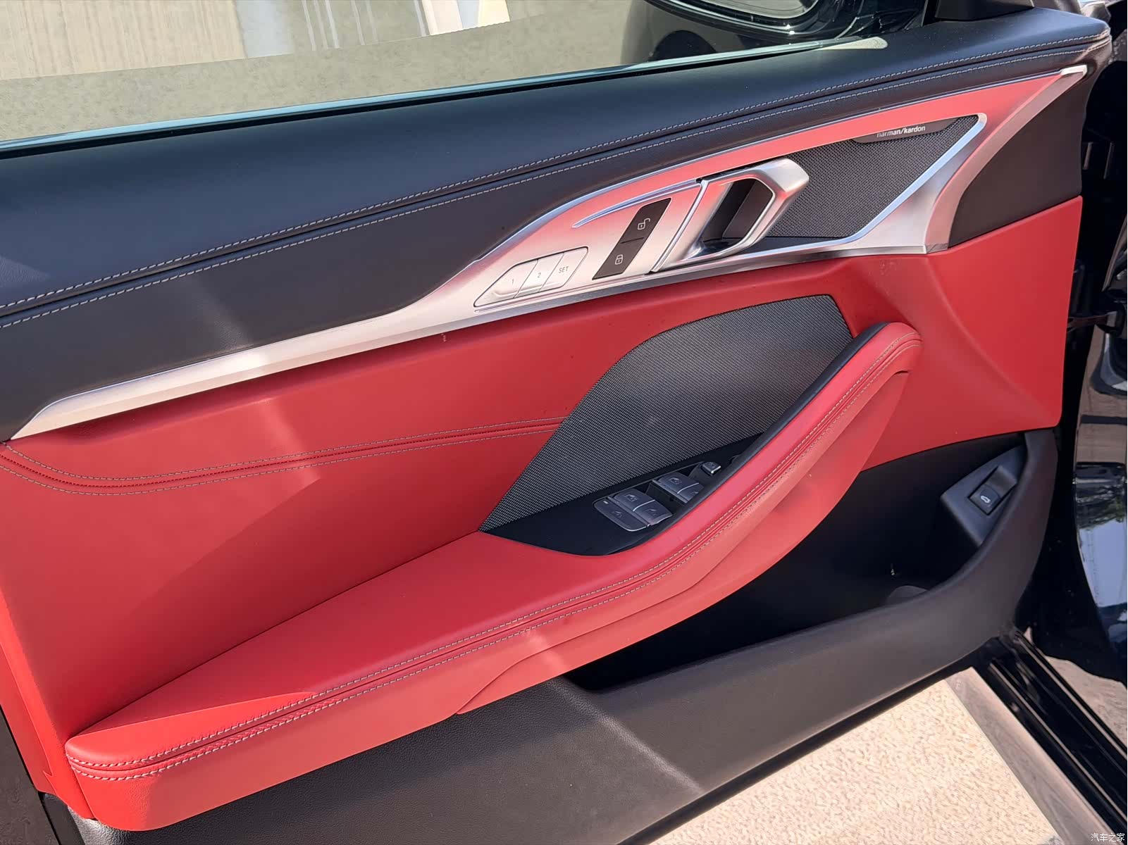 BMW 8 Series, 2024 11