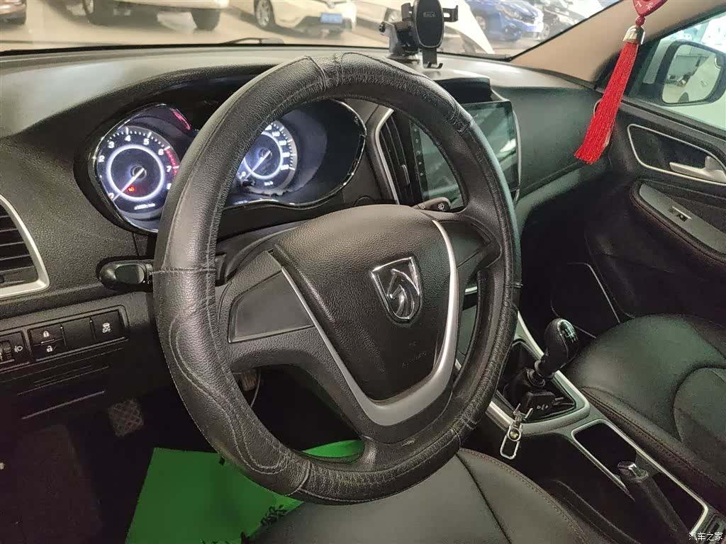 Wuling 560, 2016 11