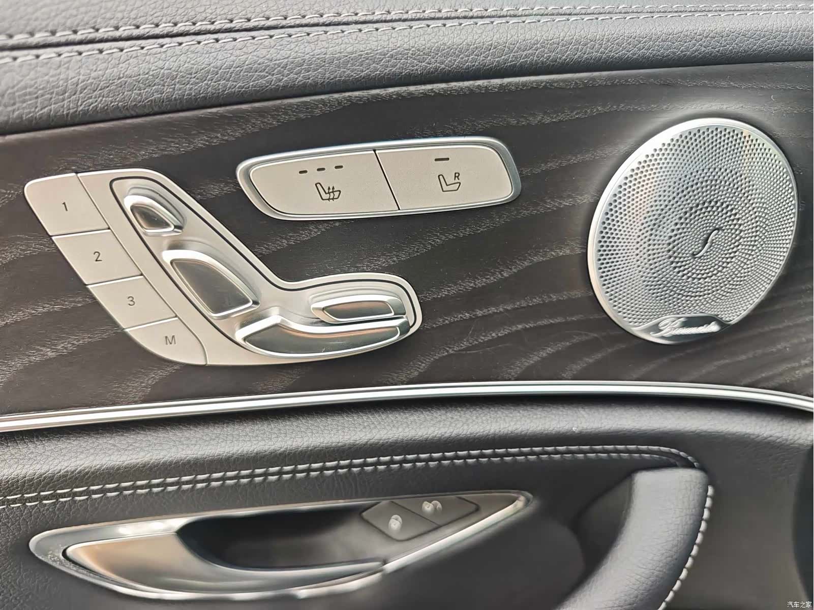 Mercedes-Benz E-Class, 2020 11