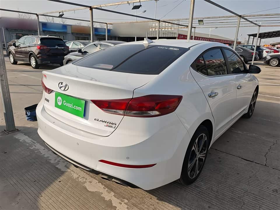 Hyundai Lead
