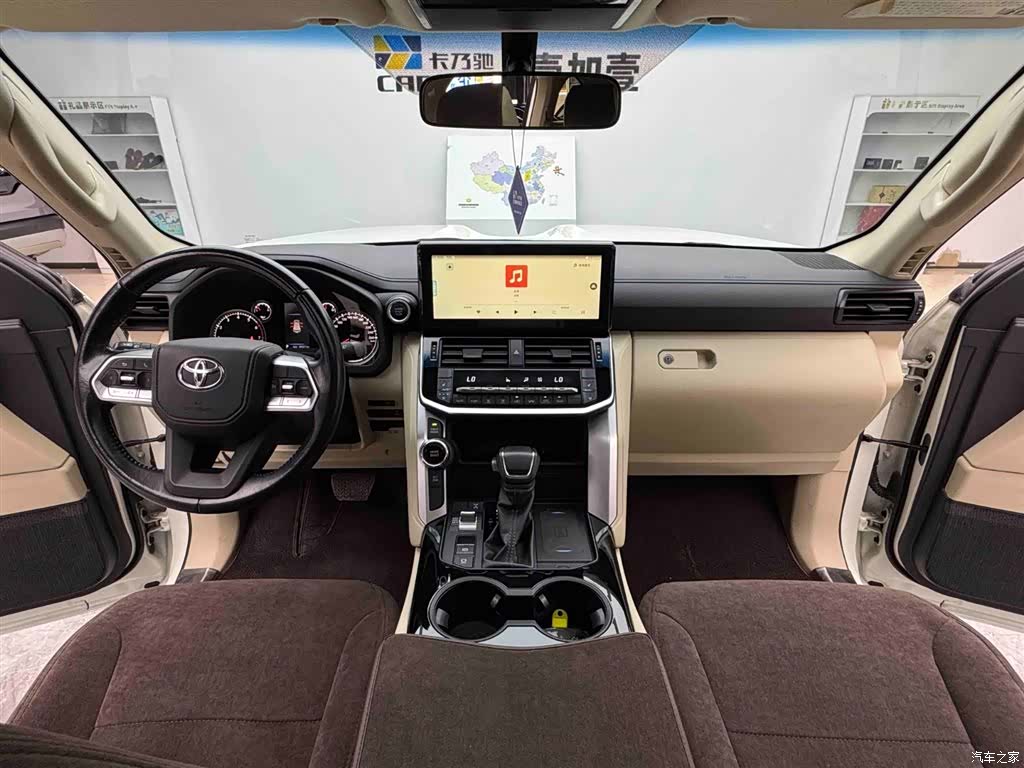 Toyota Land Cruiser, 2024 9