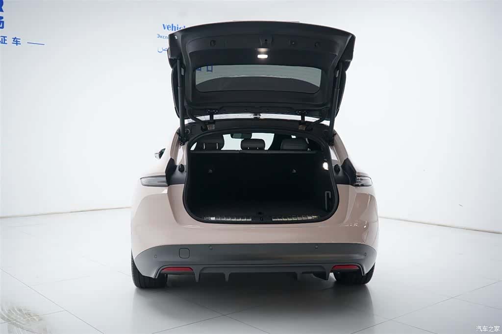 NIO ET5, 2024 8