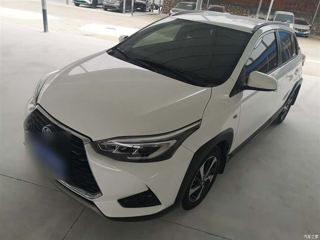 Toyota YARiS L