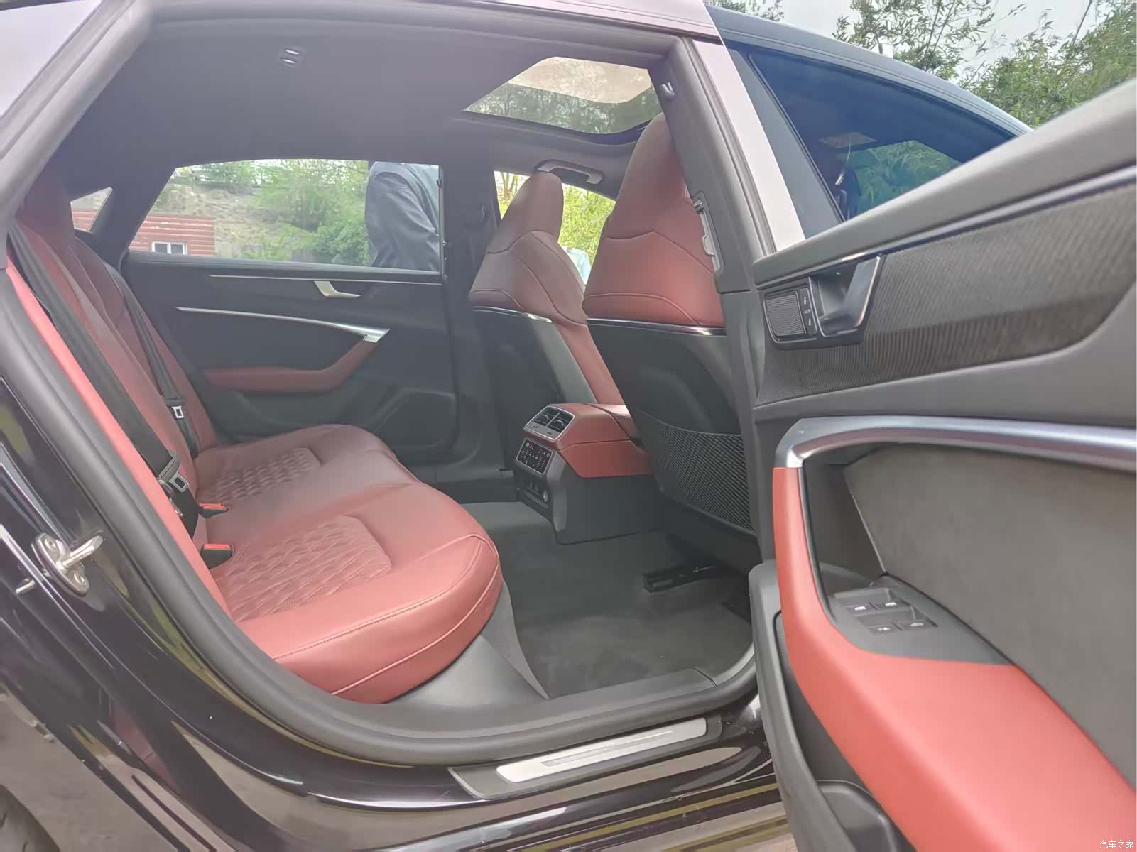 Audi A7L, 2023 19