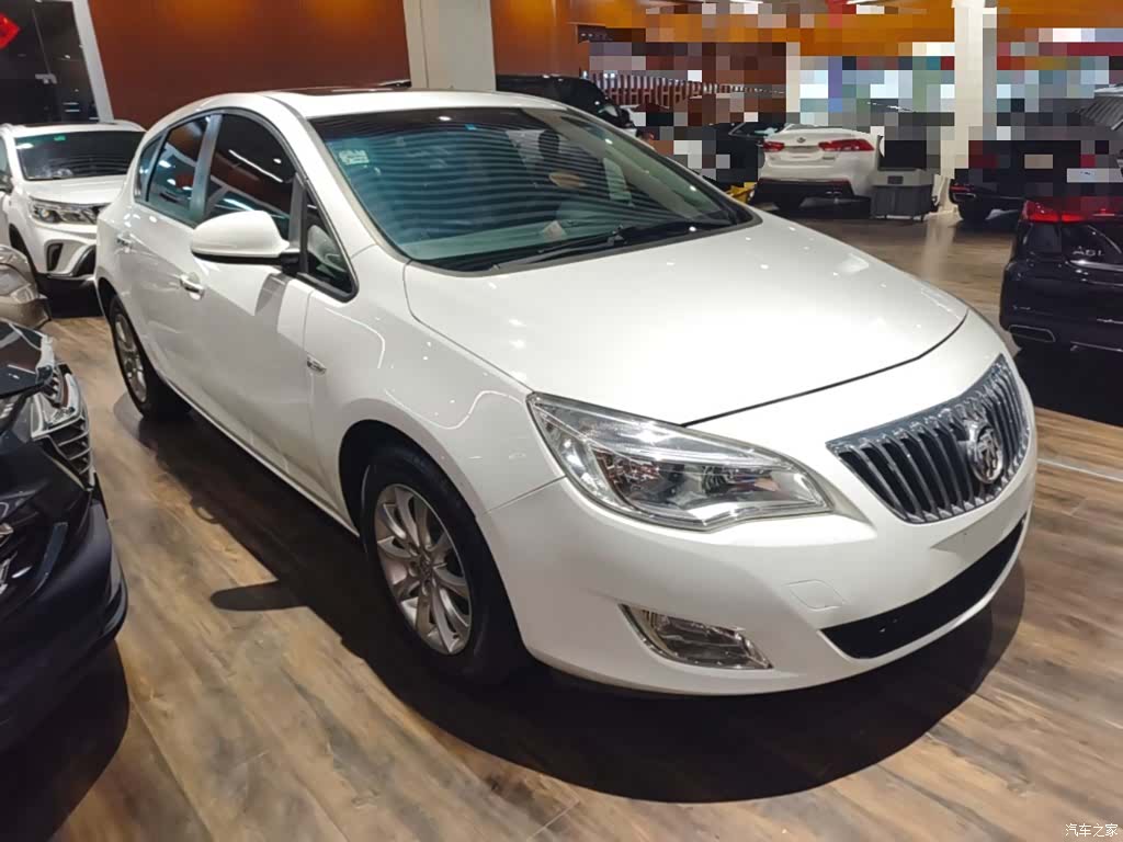 Buick XT, 2015 4
