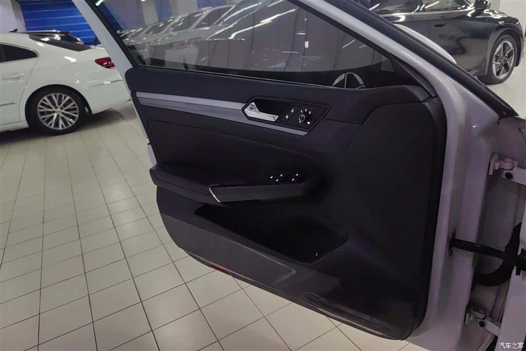 Volkswagen Lamando, 2017 7