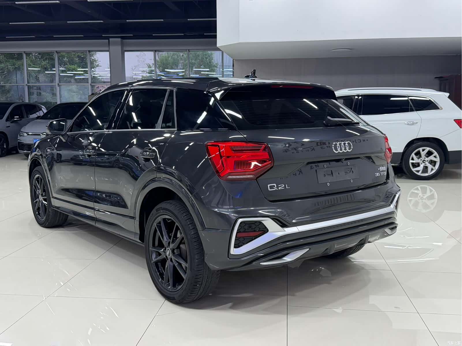 Audi Q2L, 2022 4
