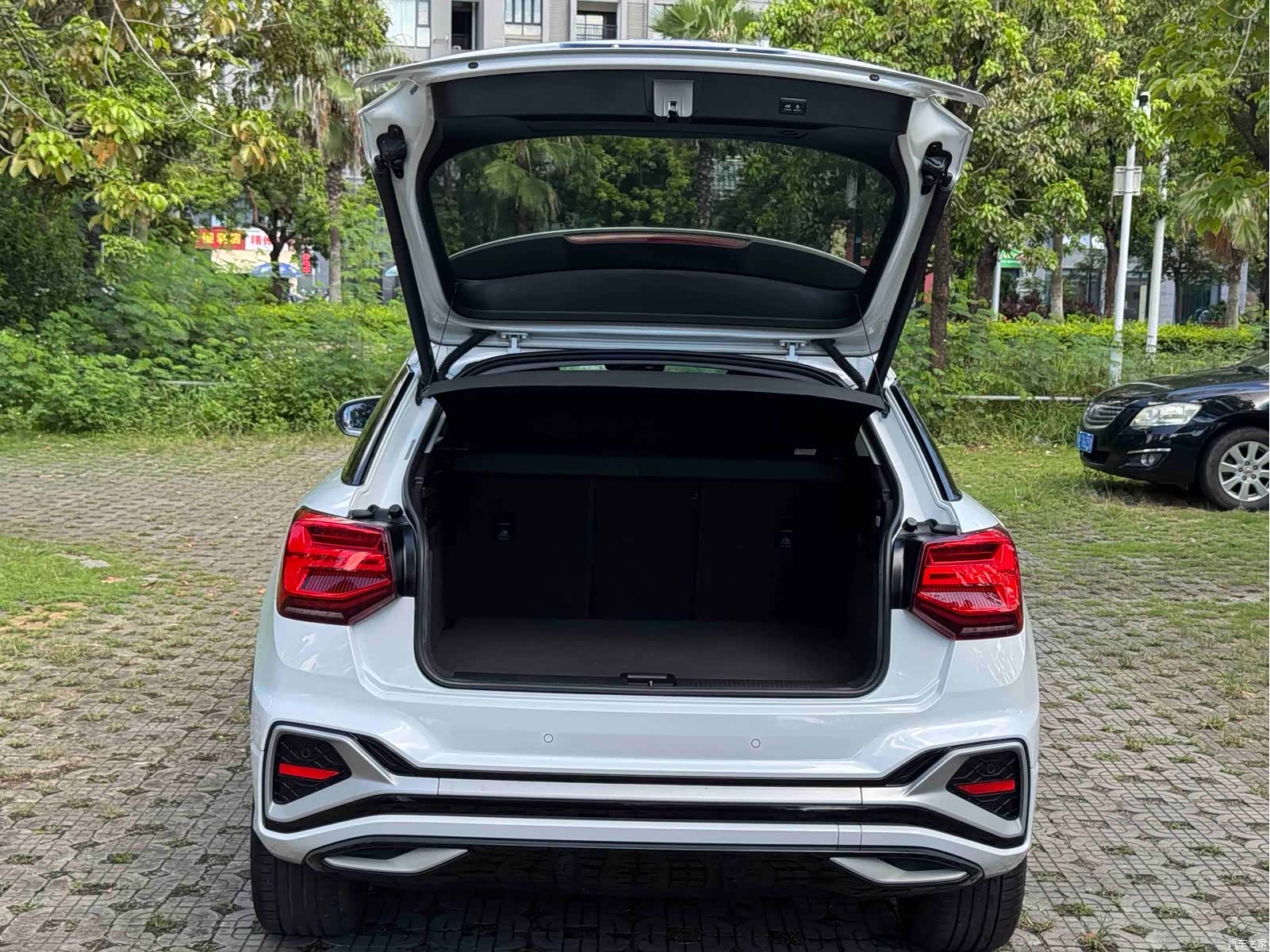 Audi Q2L, 2022 36