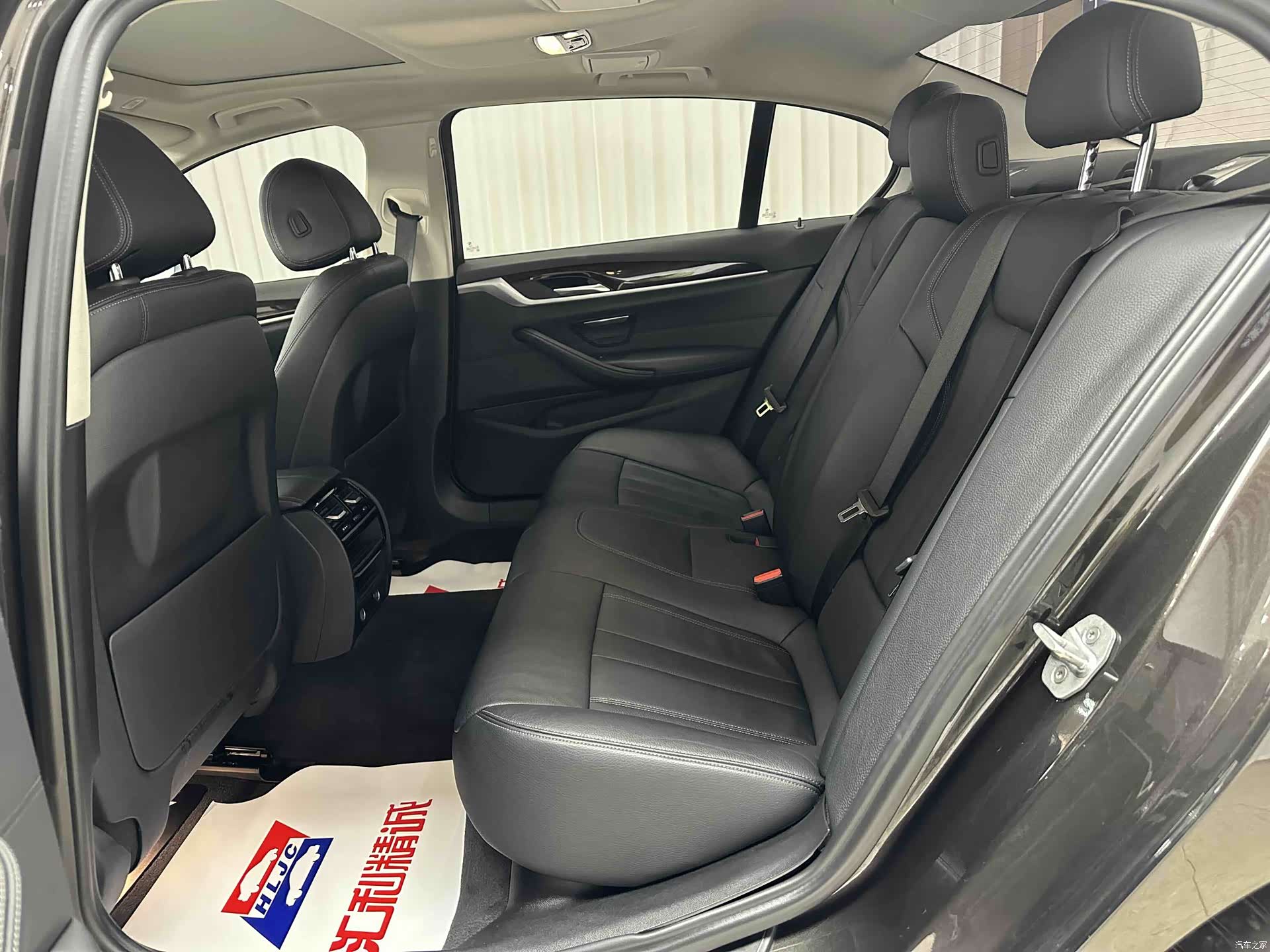 BMW 5 Series, 2018 9