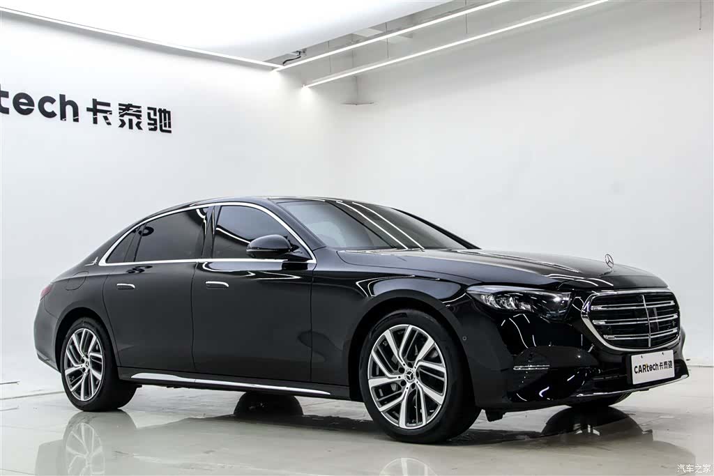 Mercedes-Benz E-Class, 2025 3