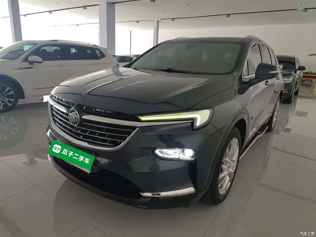 Buick Enclave, 2021 1