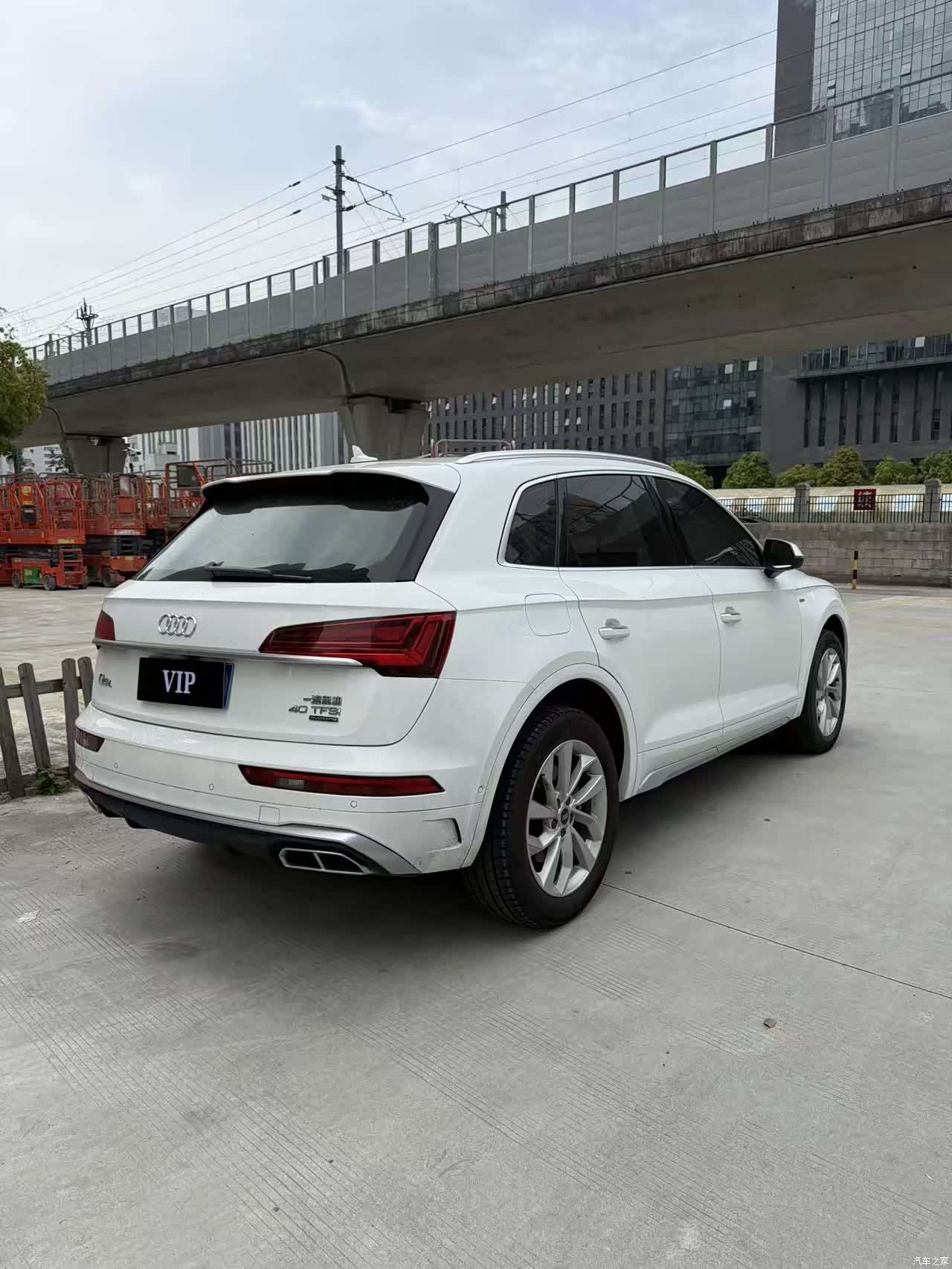 Audi Q5L, 2022 9