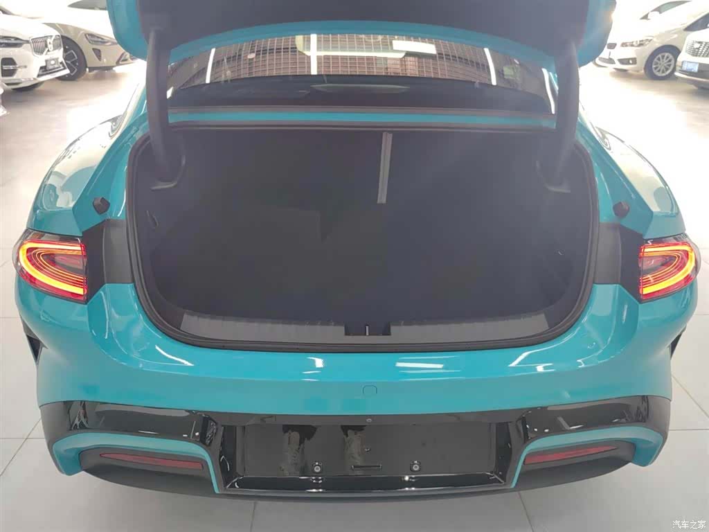 Xiaomi SU7, 2024 8