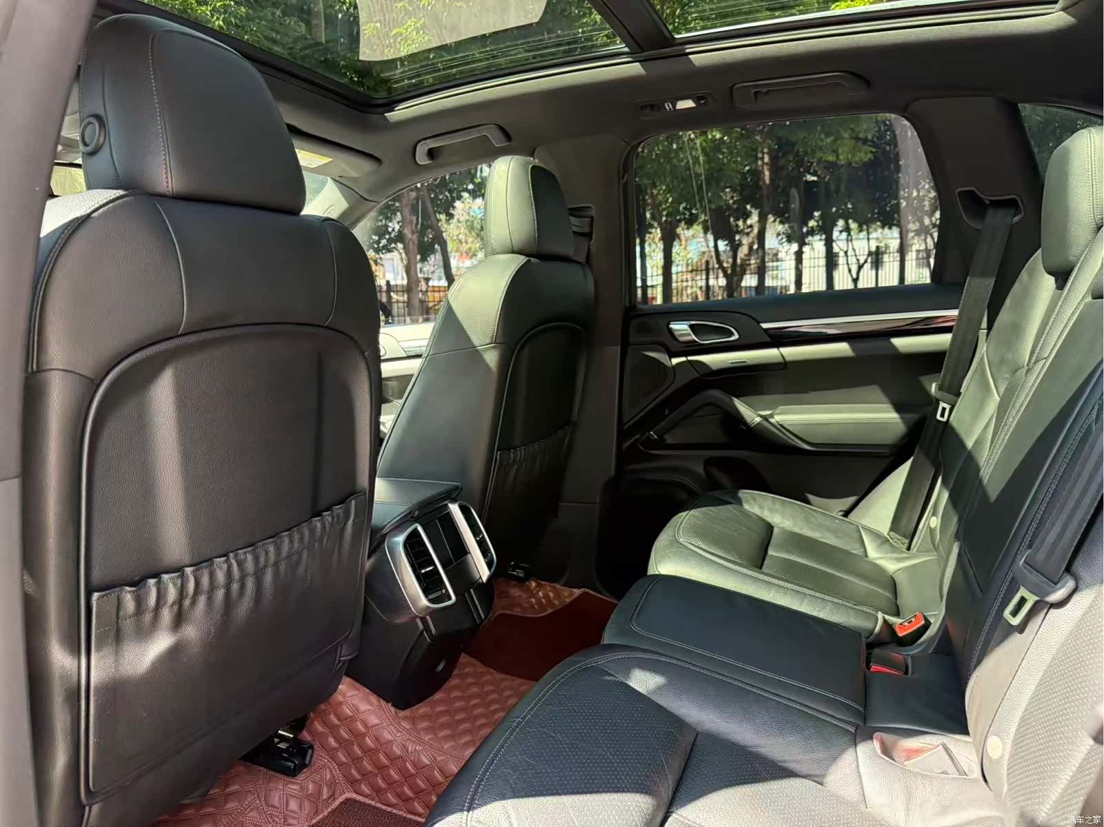Porsche Cayenne, 2017 8
