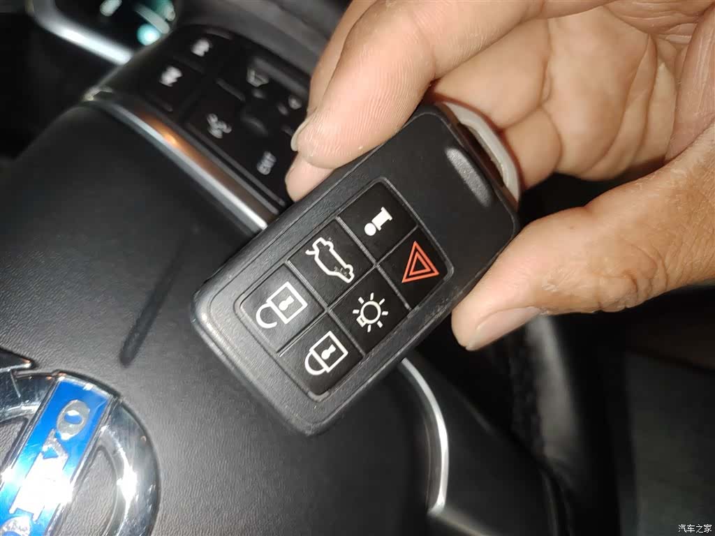 Volvo XC60, 2016 17