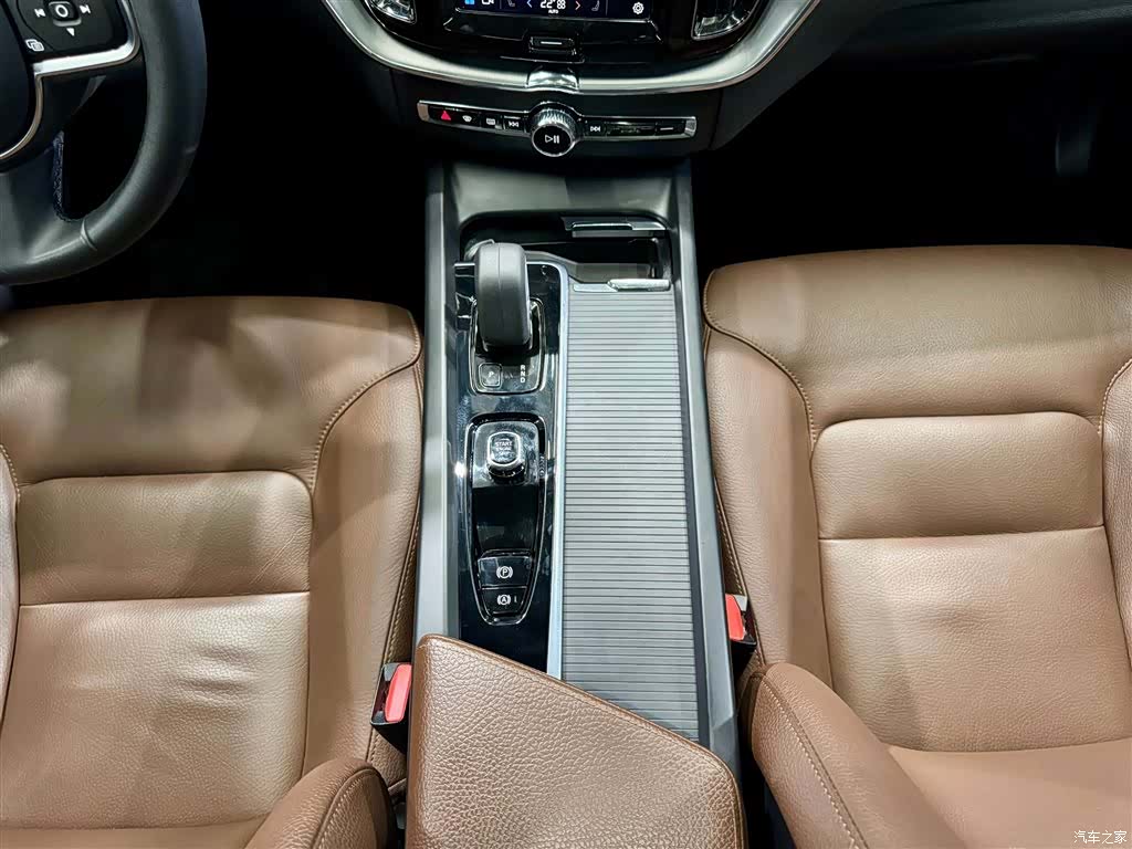 Volvo XC60, 2022 20