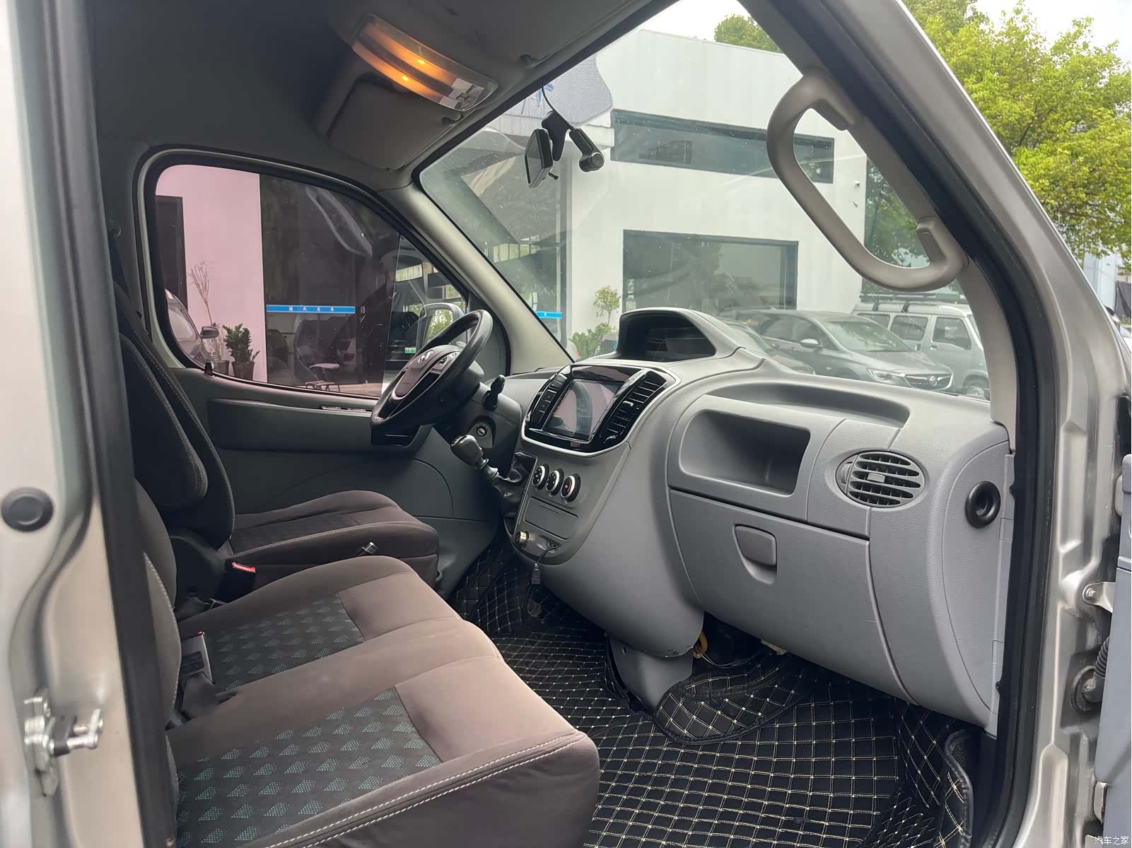 Maxus V80, 2018 9