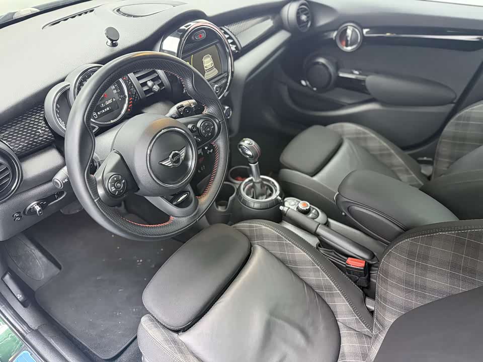 MINI MINI