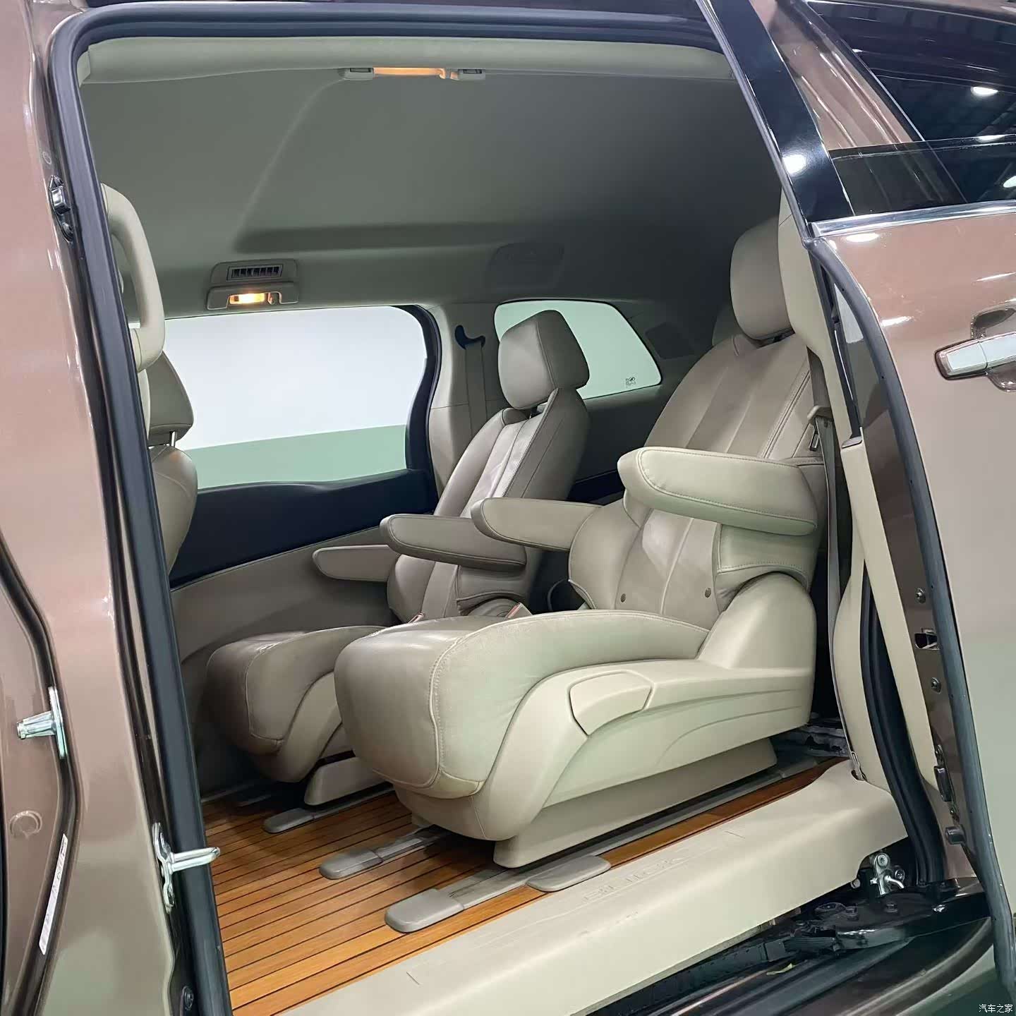 Buick GL8, 2020 все фото