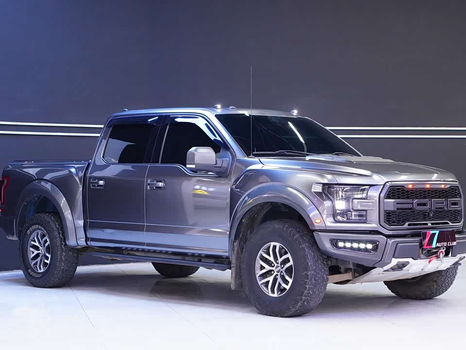 Ford F-150 Raptor