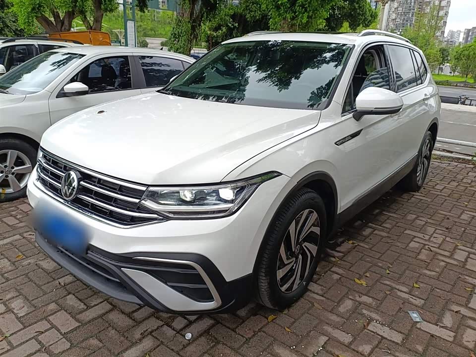 Volkswagen Tiguan L Volkswagen Tiguan L