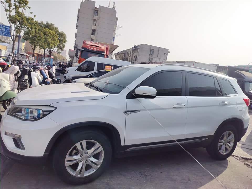 Changan CS75