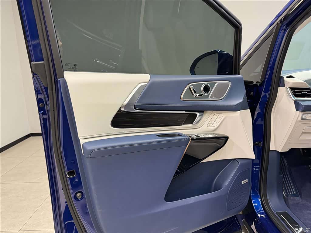 Buick Century, 2023 25