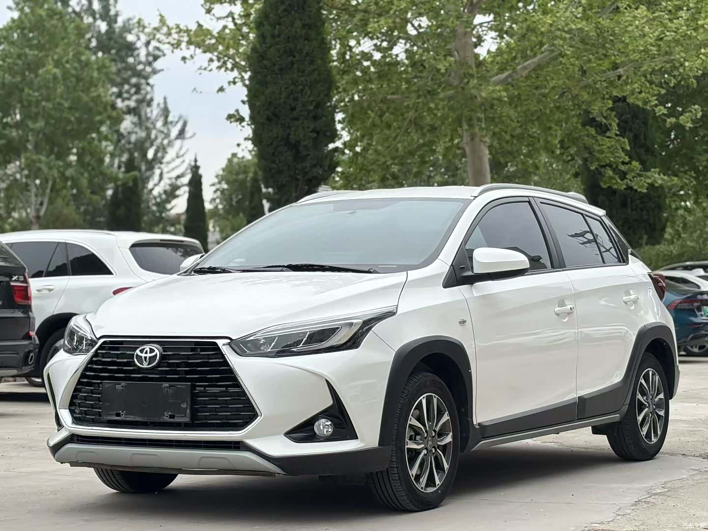 Toyota YARiS L