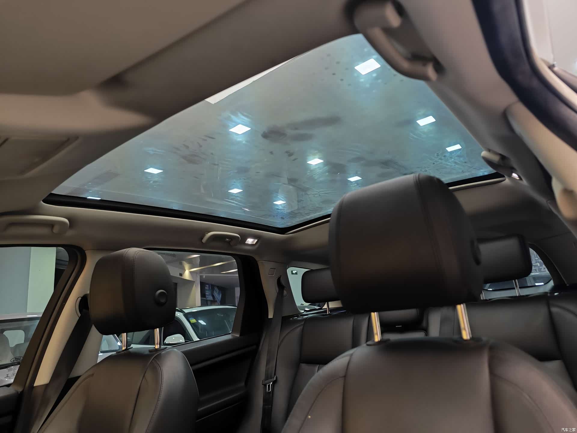 Land Rover Discovery, 2019 12