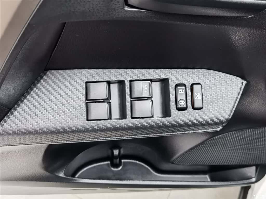 Toyota RAV4, 2016 9