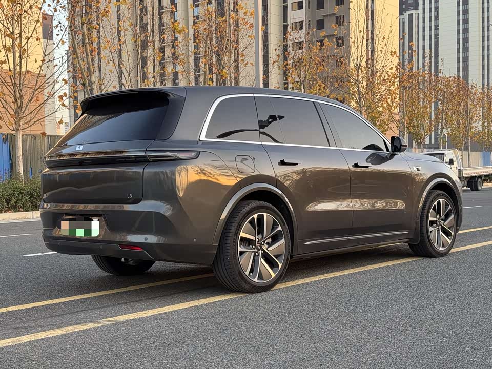 Li Auto Ideal L8