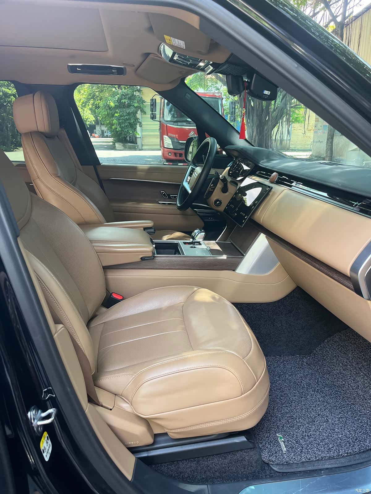 Land Rover Range Rover, 2023 18