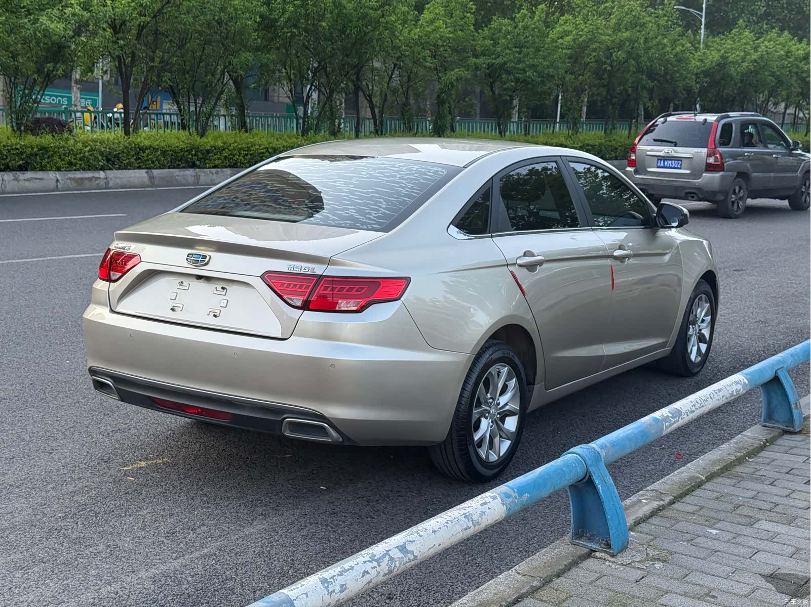 Geely Emgrand, 2017 4