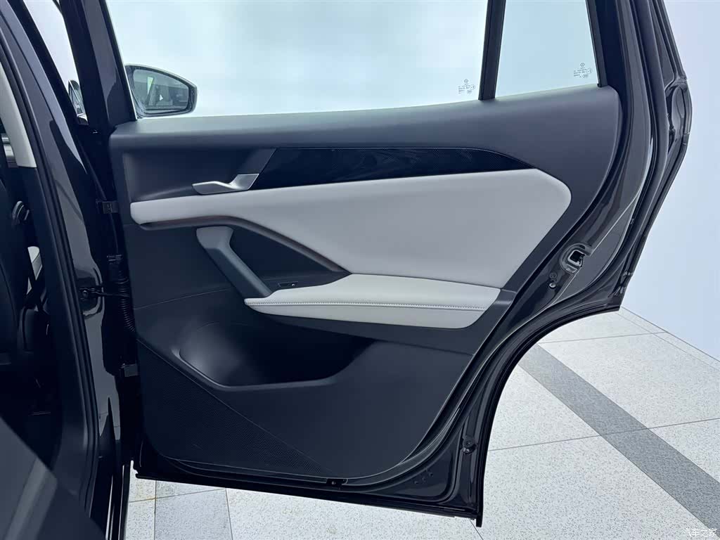 Volkswagen Tayron, 2025 20