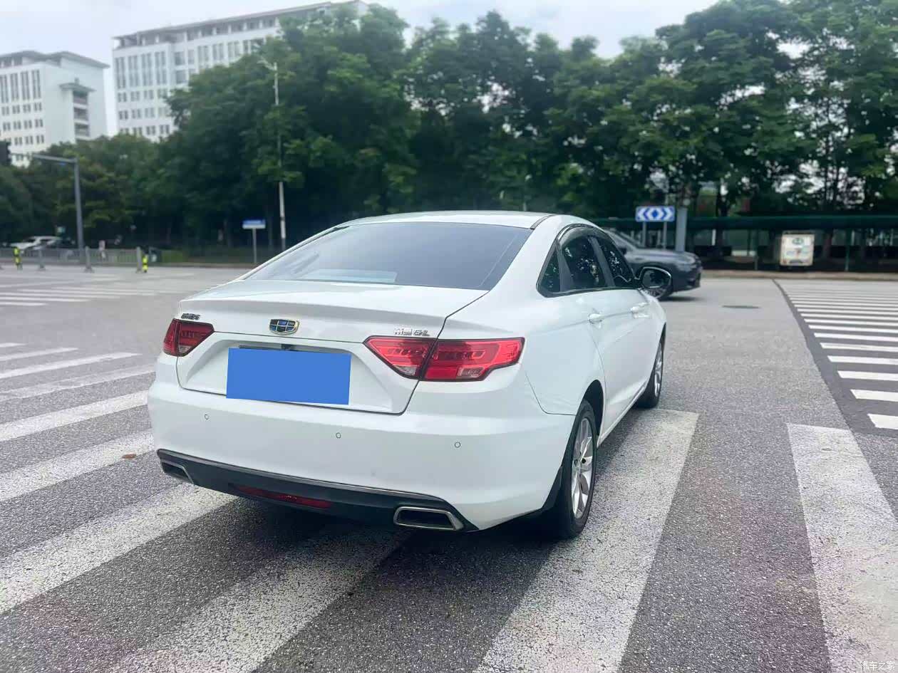 Geely Emgrand, 2017 6