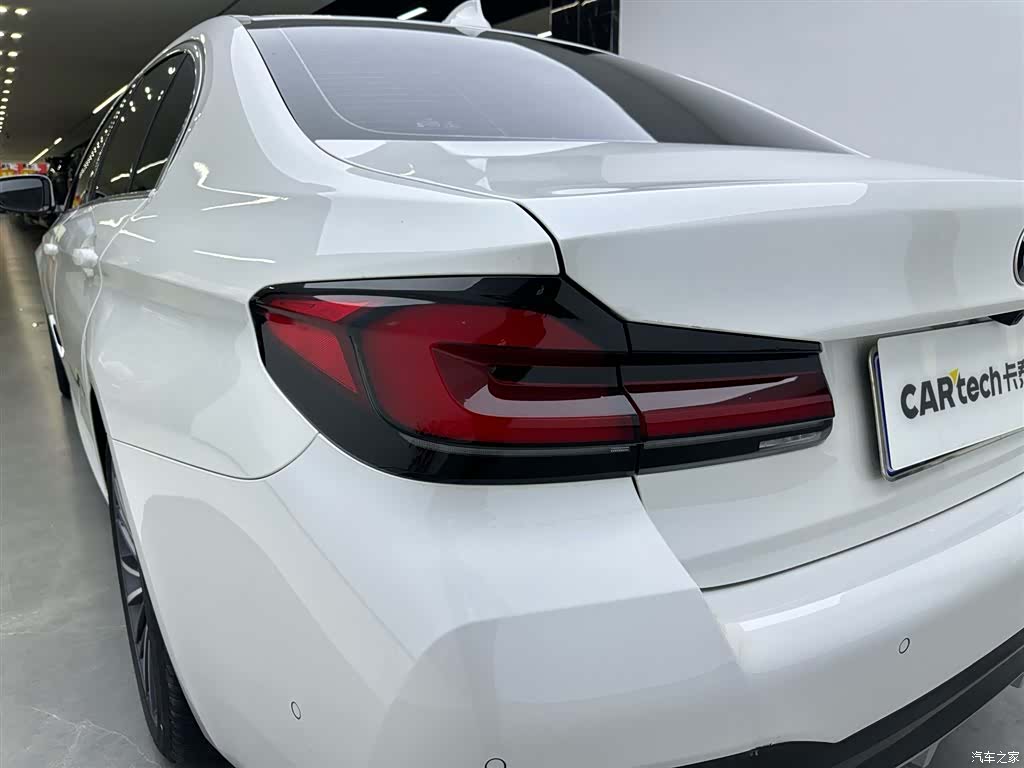 BMW 5 Series, 2022 10