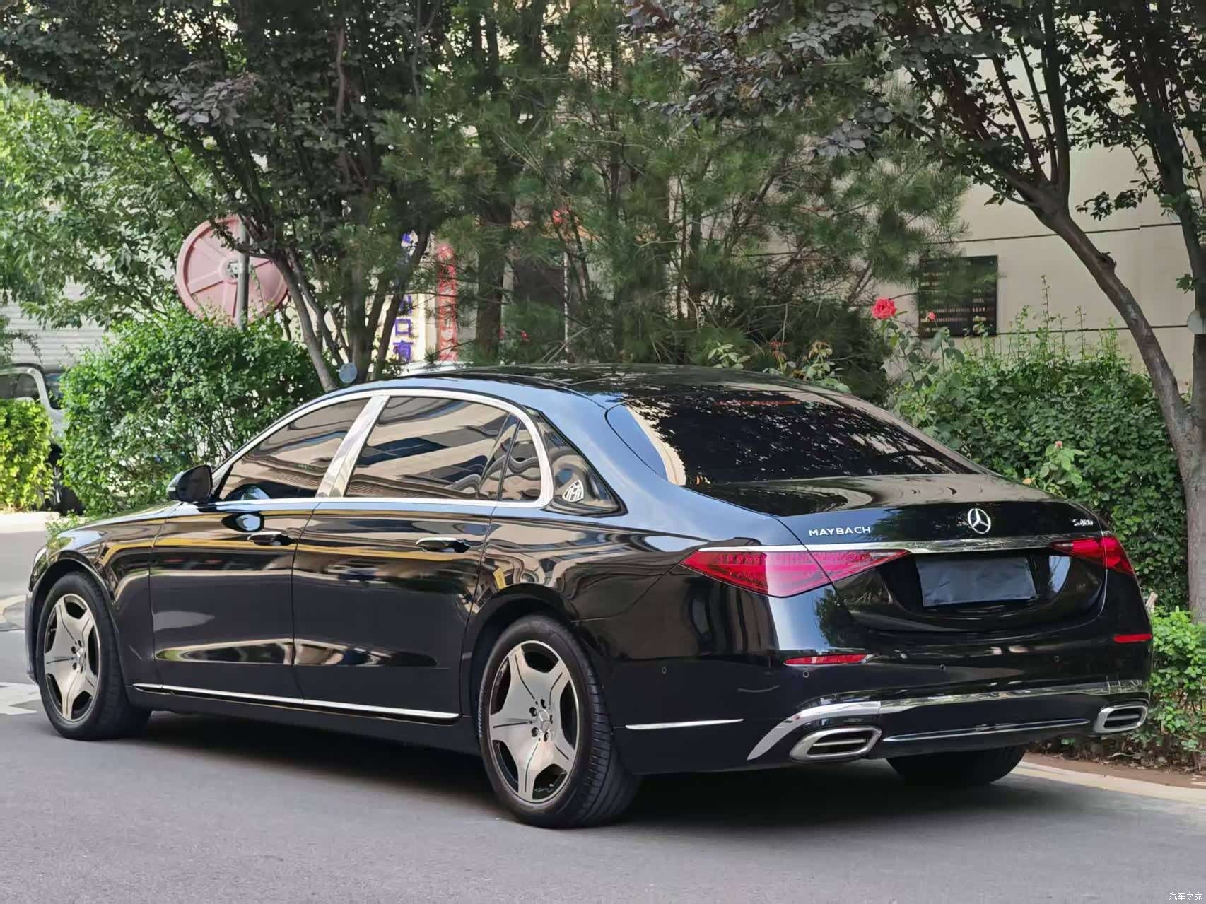 Maybach S-Class, 2023 4