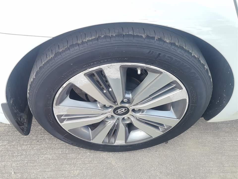 Hyundai Name picture