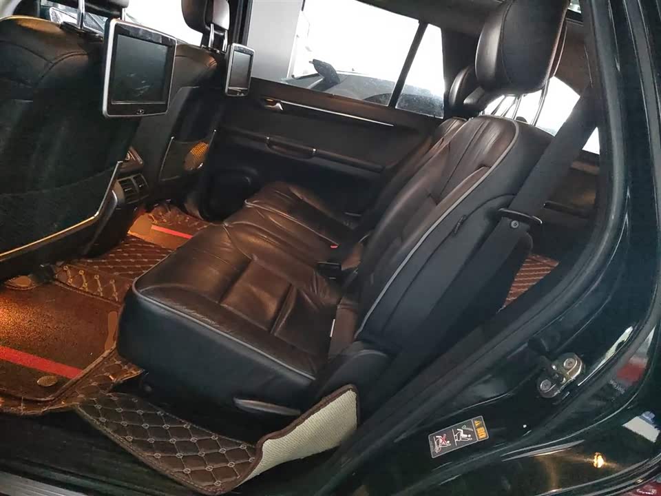 Mercedes-Benz R-class