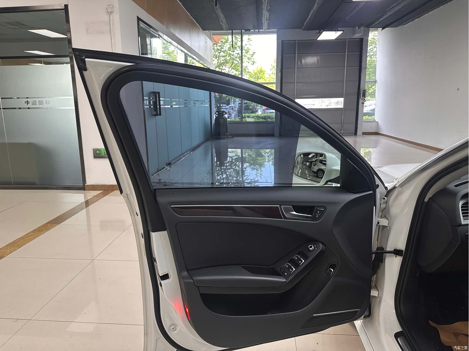 Audi A4L, 2013 9