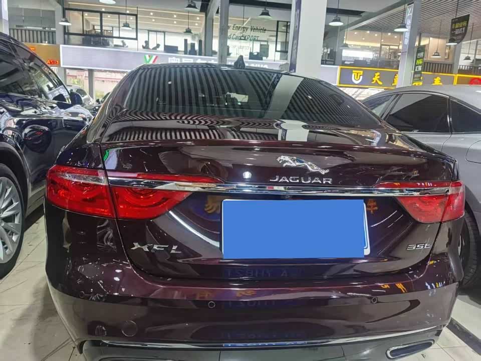 Jaguar XFL Jaguar XFL