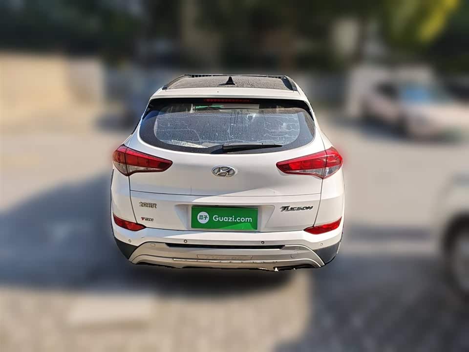 Hyundai Tucson