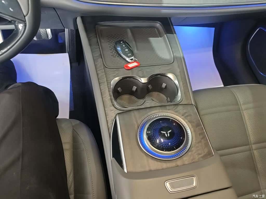 Hongqi 08, 2024 10