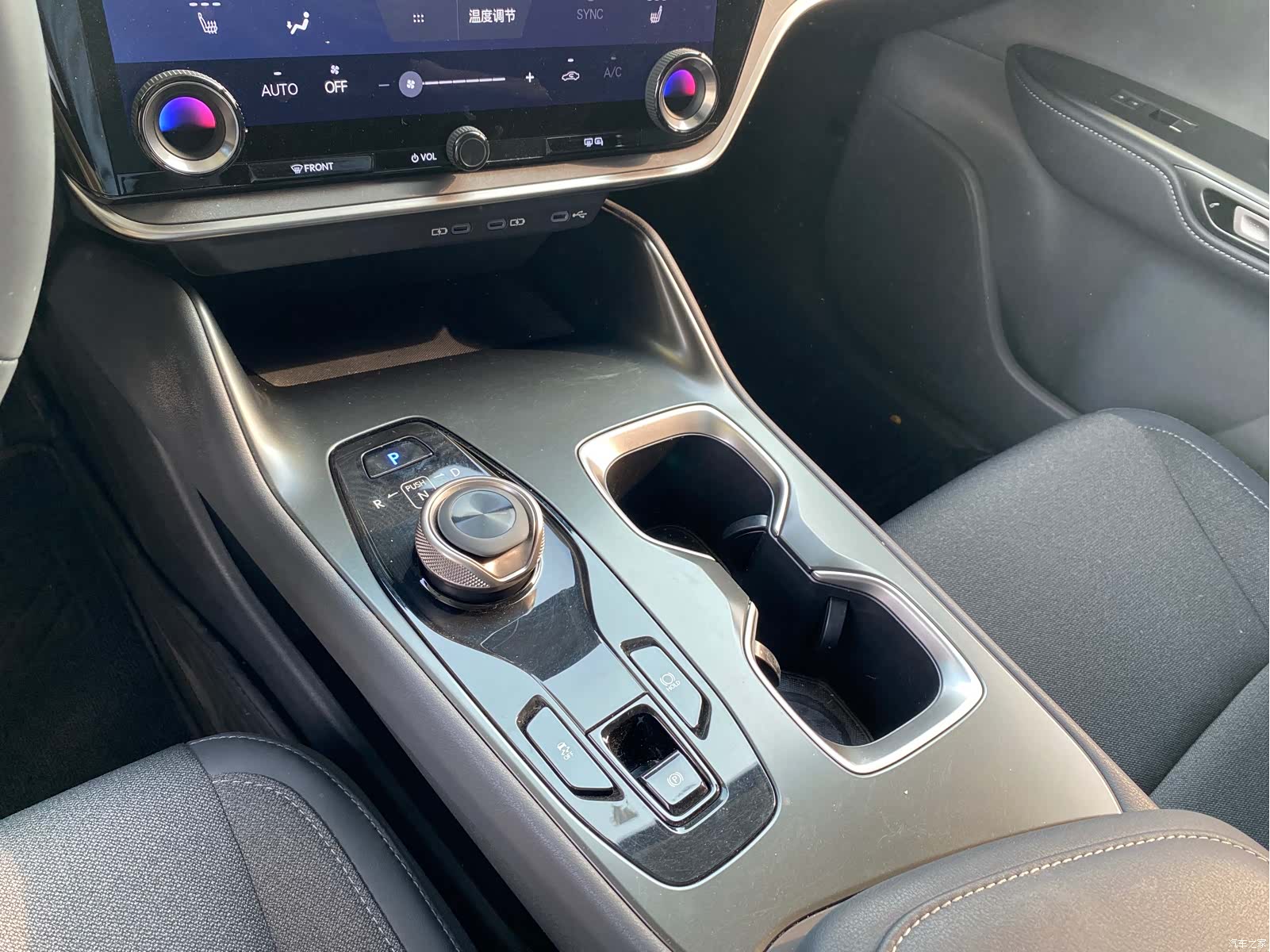 Lexus RZ, 2024 8
