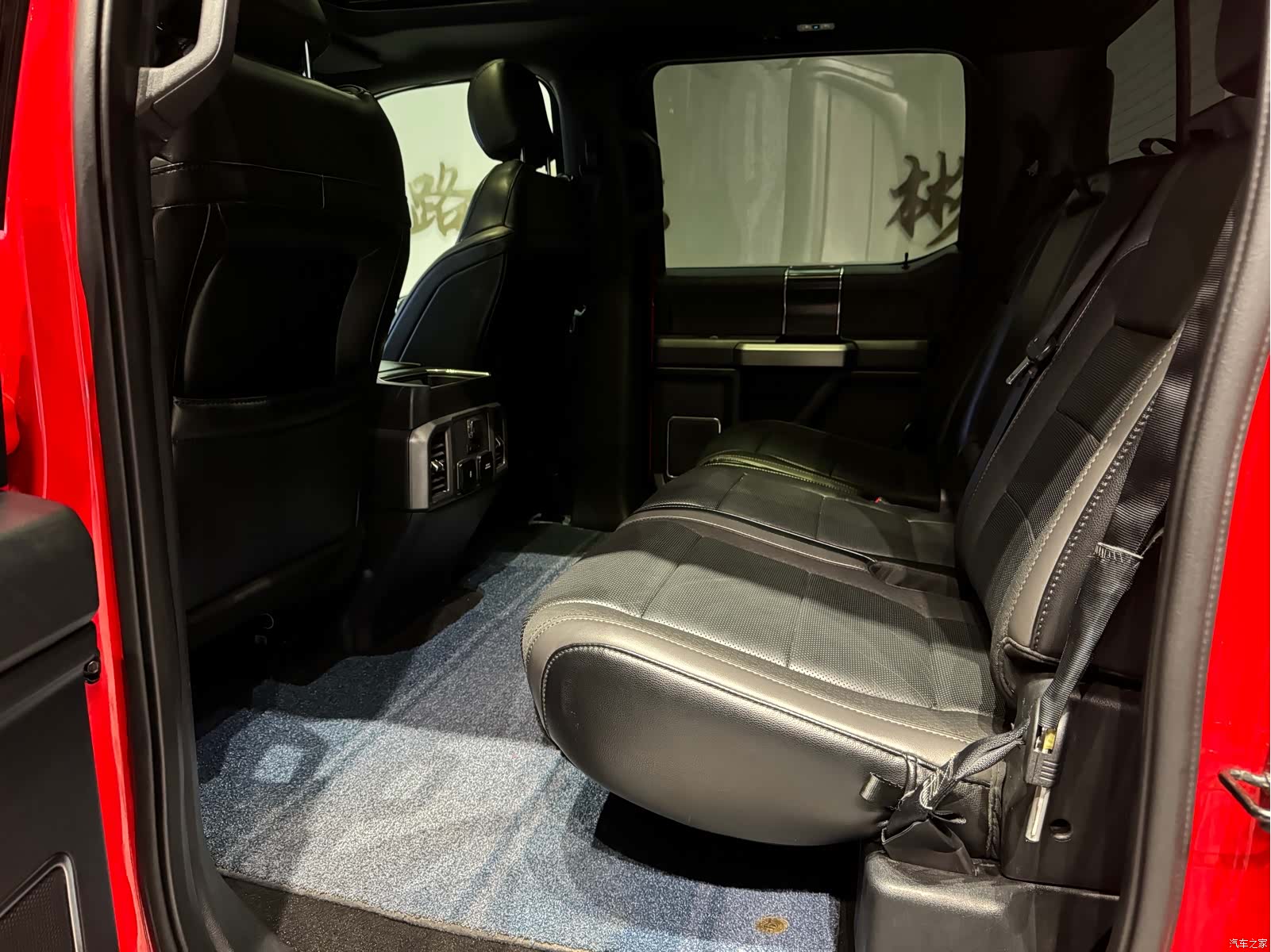 Ford F-150, 2019 18
