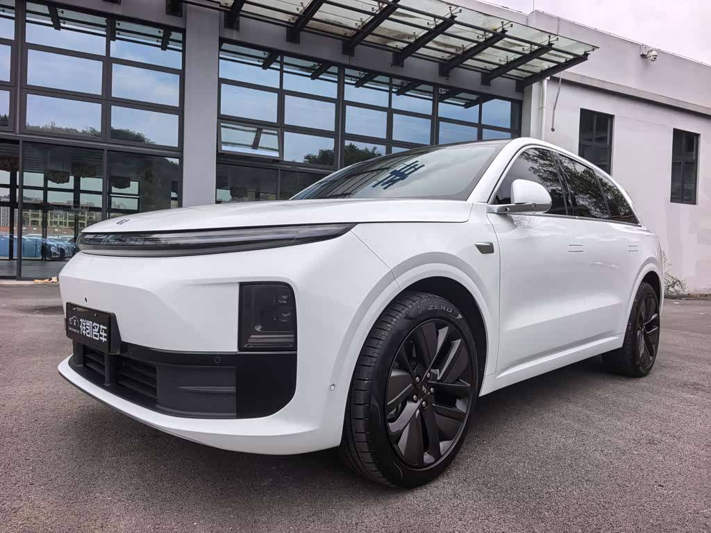 Li Auto L6