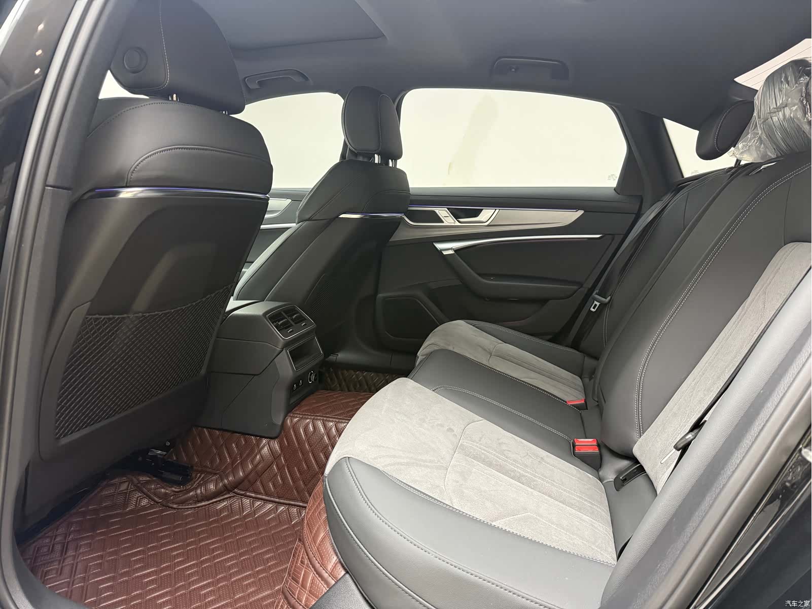 Audi A6L, 2024 15