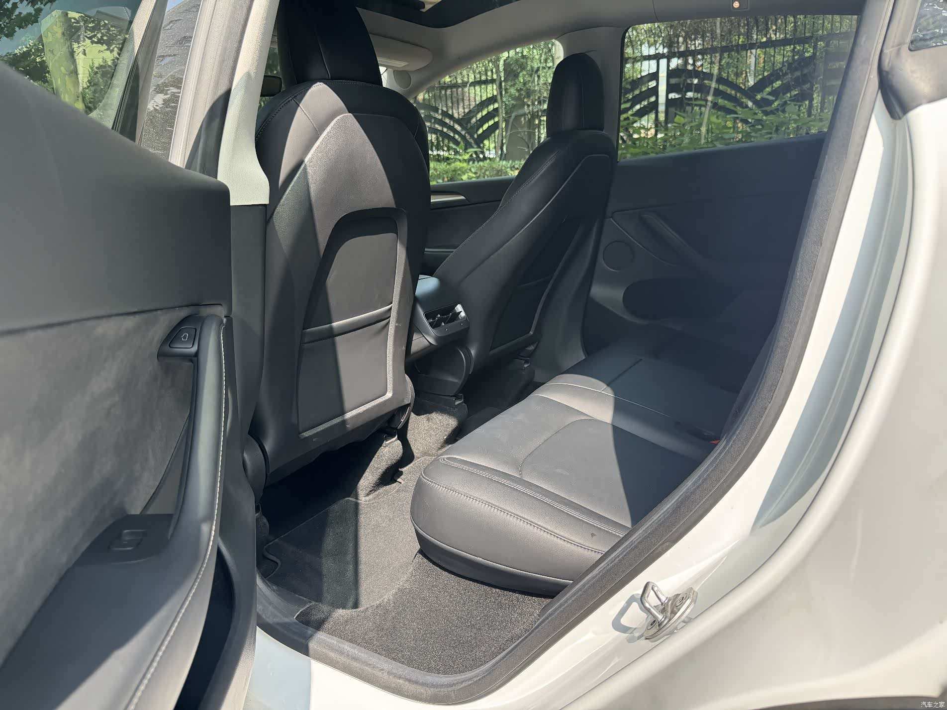 Tesla Model Y, 2022 6