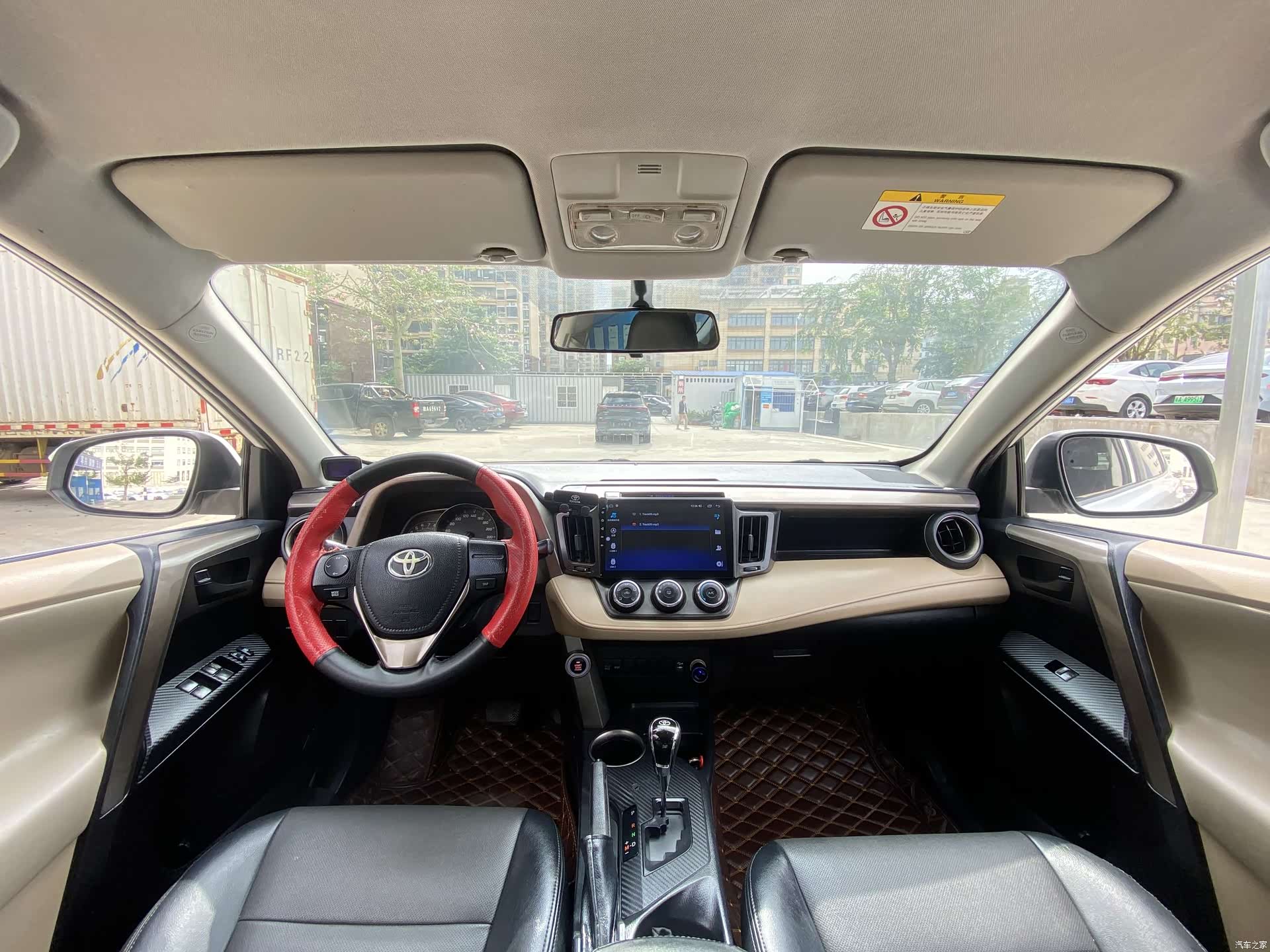 Toyota RAV4, 2014 13