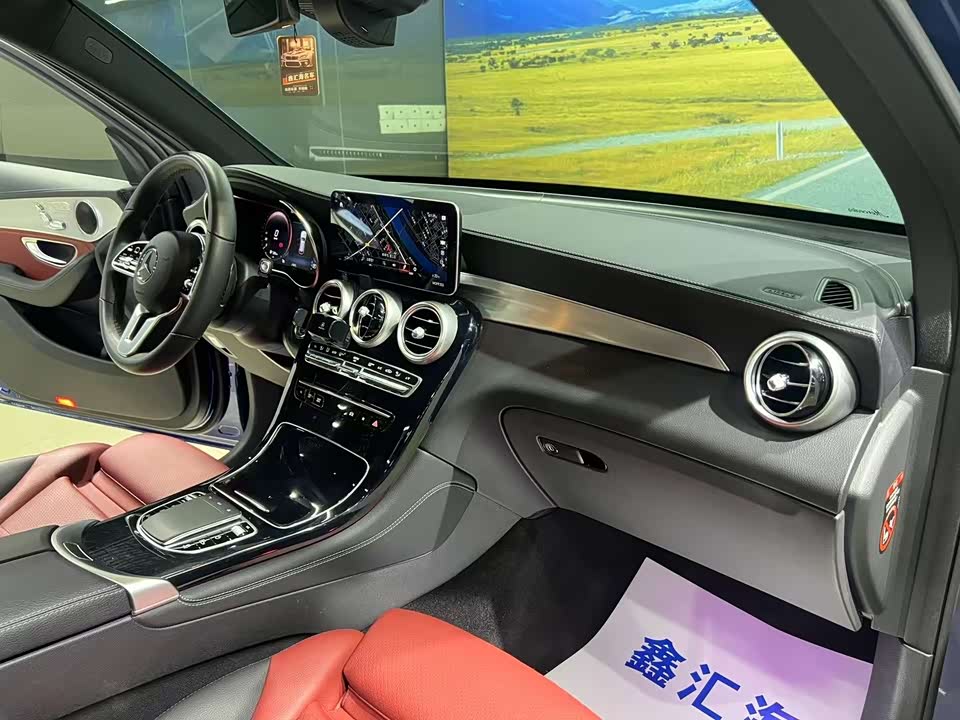 Mercedes-Benz GLC Mercedes-Benz GLC
